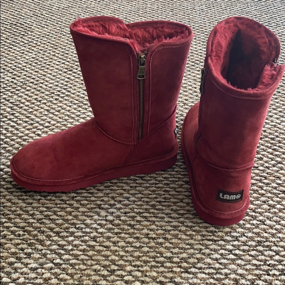 Red Lamo water resistant and stain resistant boot